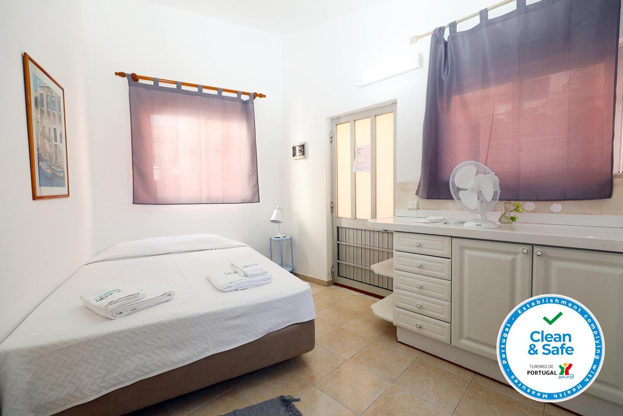 T - Casa Costa Doiro Guesthouse Лагуш Номер фото
